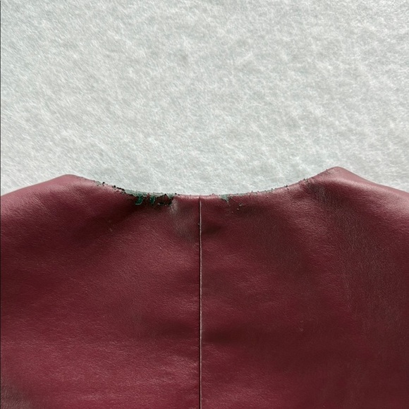 Arthur S Levine Tahari Burgundy Faux Leather Fitted Blazer Tailored Lined Sz 6 - Picture 8 of 9